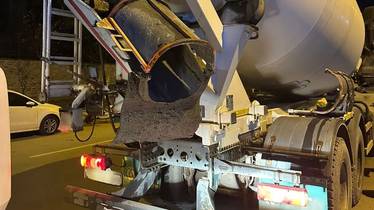 Anne ve oğlunun üzerine beton saçıldı: O mikserci hakkında taksirle yaralamadan işlem başlatıldı