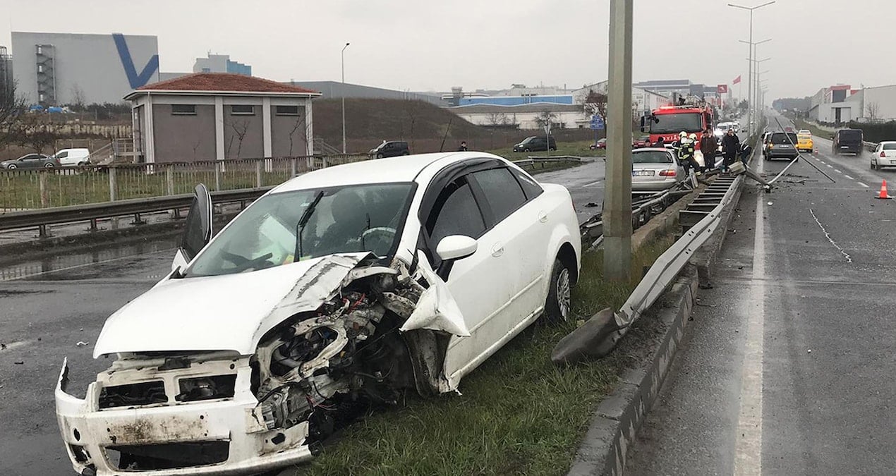 Tekirdağ’da zincirleme kaza: 2’si çocuk 6 yaralı